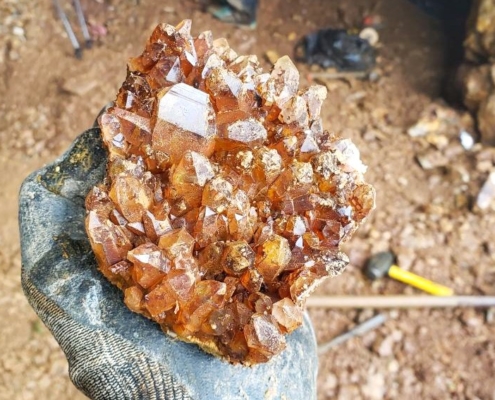 Collecting minerals in the Pacific Northwest: Quartz