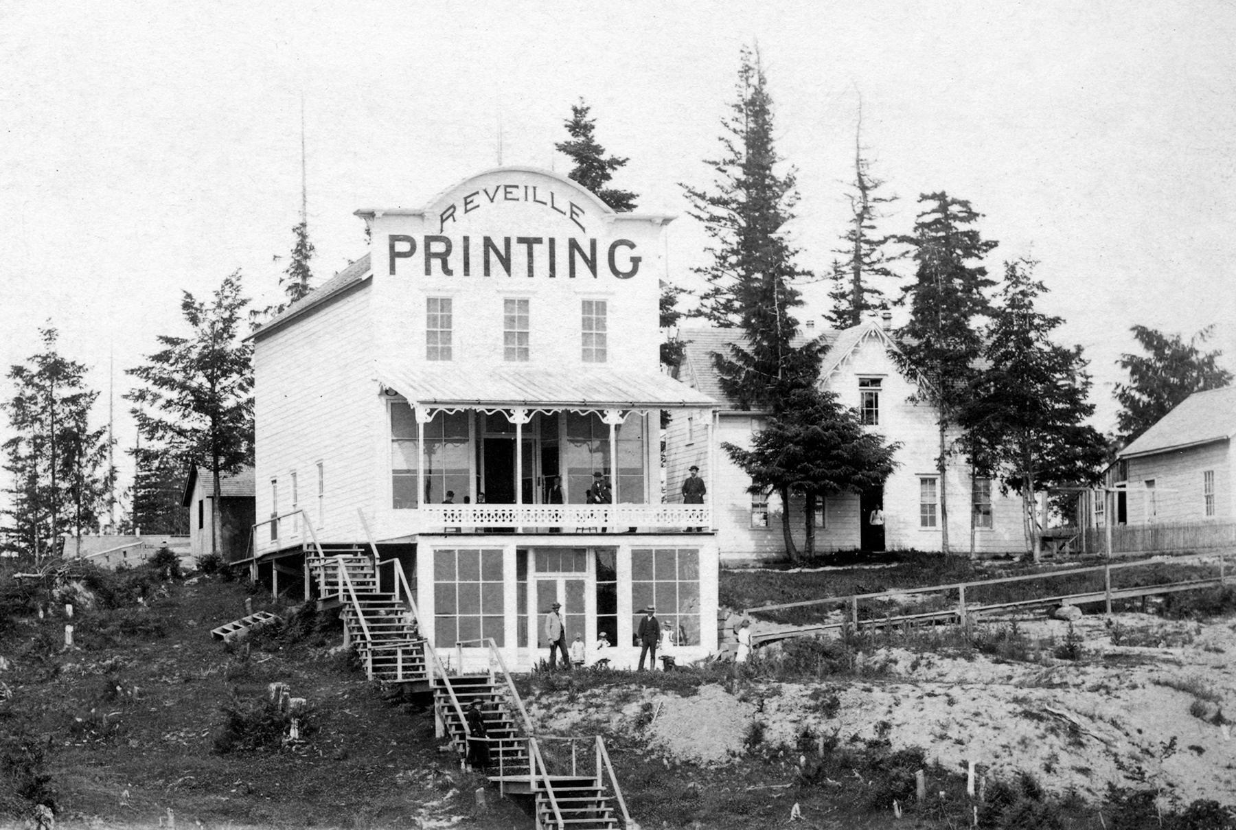 Whatcom's newspaper war